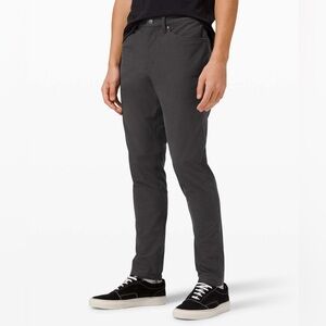Lululemon Men’s ABC Pant Slim 32" Utilitech Graphite Grey M5ABNS Waist Size 31